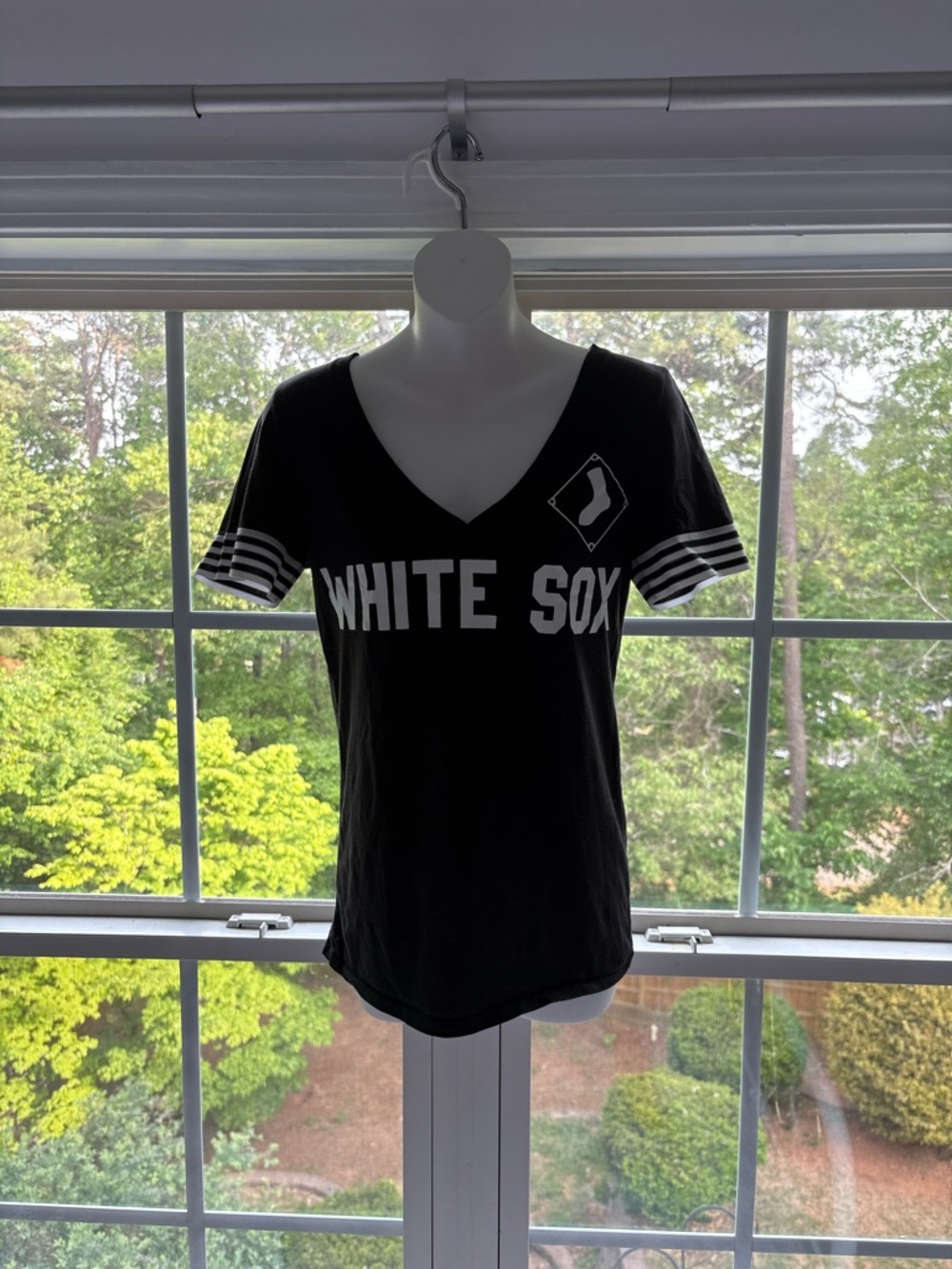 Rare Y2K Victoria’s Secret PINK Vintage Chicago White Sox V-neck baby tee